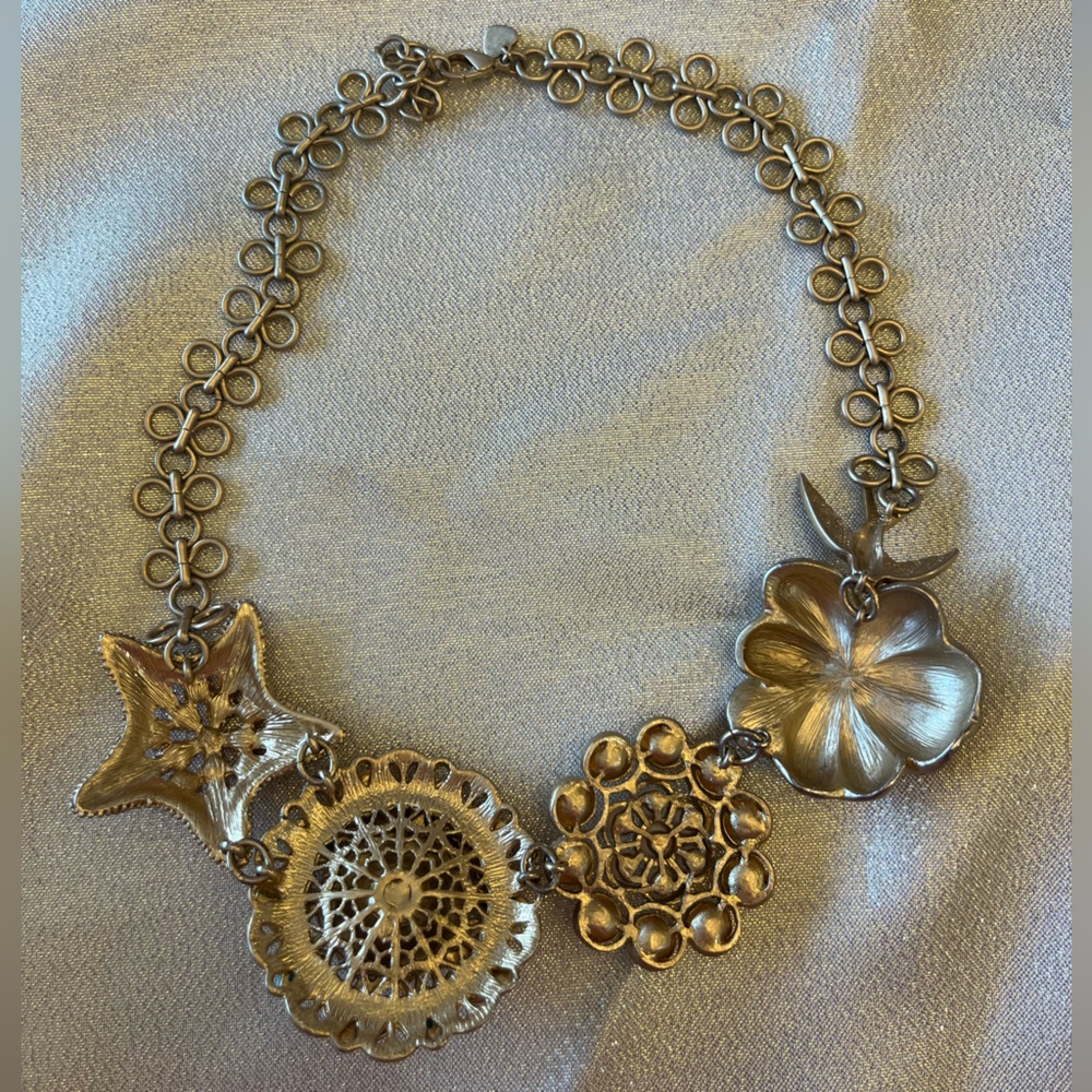 Stella and Dot Birds of Paradise Necklace - Picture 4 of 4